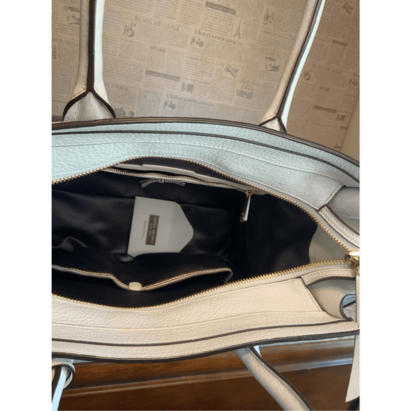 Henri Bendel Rivington Tote - Picture 11 of 12